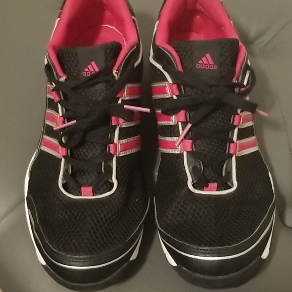 Adidas womens sneakers - Picture 1 of 3
